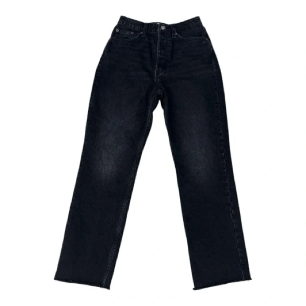 Zara mom high waisted Black Women's Jeans size US 2
